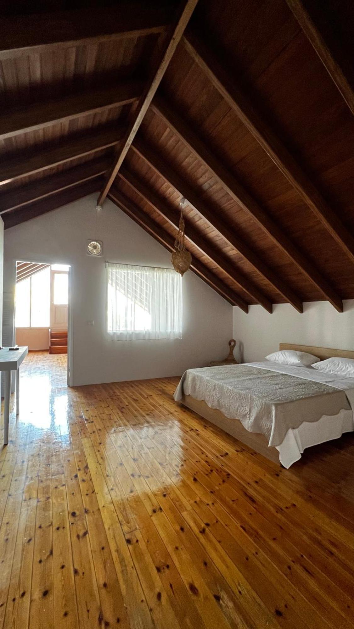 Apartment Alexandros *